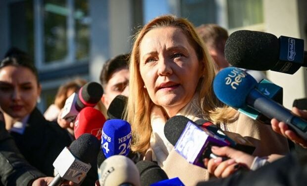 ce-a-discutat-elena-lasconi-cu-marcel-ciolacu.-decizia,-in-2-zile