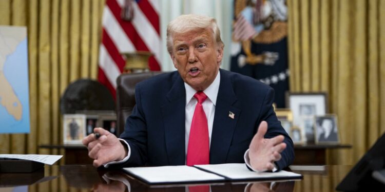 trump-denunta-bombardamentele-rusiei-asupra-ucrainei-si-ameninta-cu-impunerea-de-sanctiuni