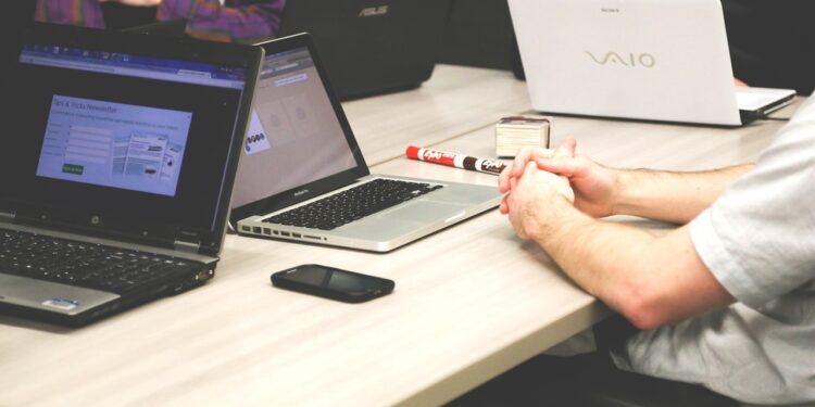 ultima-ora-document-plafonul-de-la-care-firmele-devin-platitoare-de-tva-creste-–-hotnews.ro