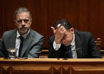 guvernul-portugaliei-a-picat,-dupa-doar-11-luni-de-mandat-–-hotnews.ro