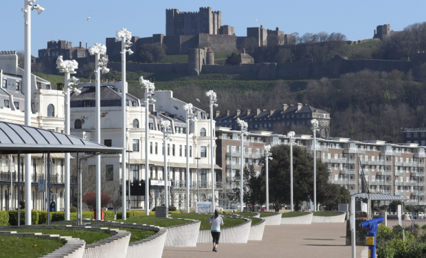 ce-prevede-testamentul-unei-milionare-necunoscute-vecinilor