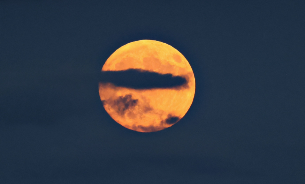 cate-luni-sunt-in-sistemul-nostru-solar?-raspunsul-astrologilor