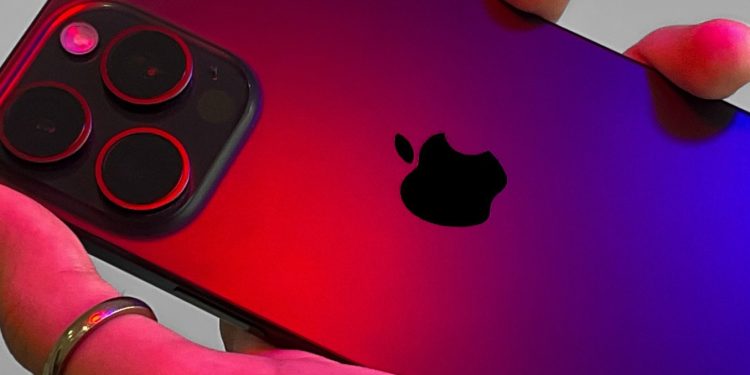 iphone-17-ultra:-apple-ar-pregati-un-model-revolutionar-pentru-toamna-acestui-an