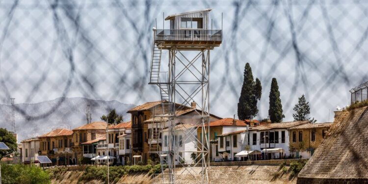 turcia-incepe-lucrarile-de-constructie-a-unui-zid-anti-imigranti-la-granita-terestra-cu-grecia