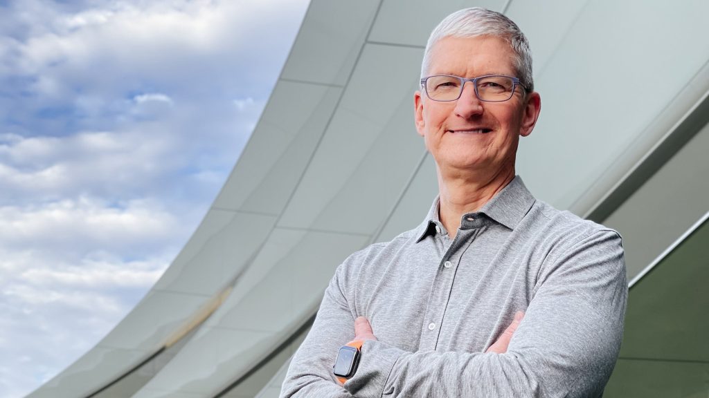tim-cook,-obsedat-de-realitatea-augmentata:-visul-cu-ochelari-care-sa-bata-meta-si-pe-zuckerberg