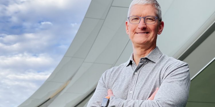 tim-cook,-obsedat-de-realitatea-augmentata:-visul-cu-ochelari-care-sa-bata-meta-si-pe-zuckerberg
