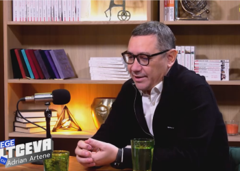 victor-ponta,-mesaj-emotionant-in-saptamana-mare:-dumnezeu-e-unul:-mama!