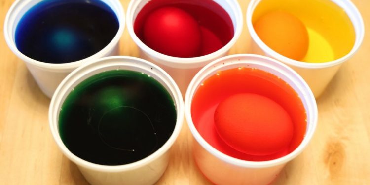 cum-sa-vopsesti-ouale-de-paste-cu-ingrediente-naturale