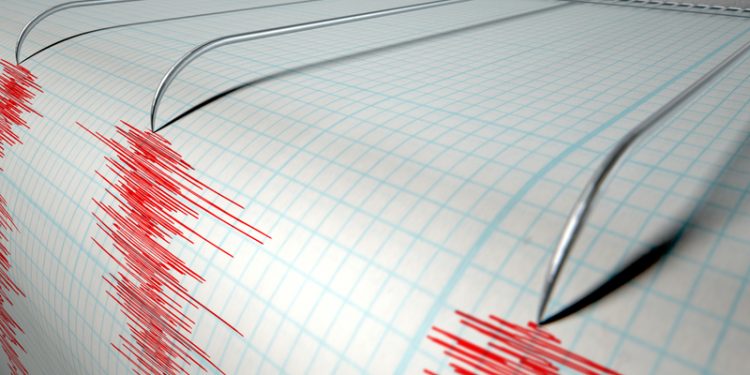 cutremur-luni-seara-in-romania-–-hotnews.ro