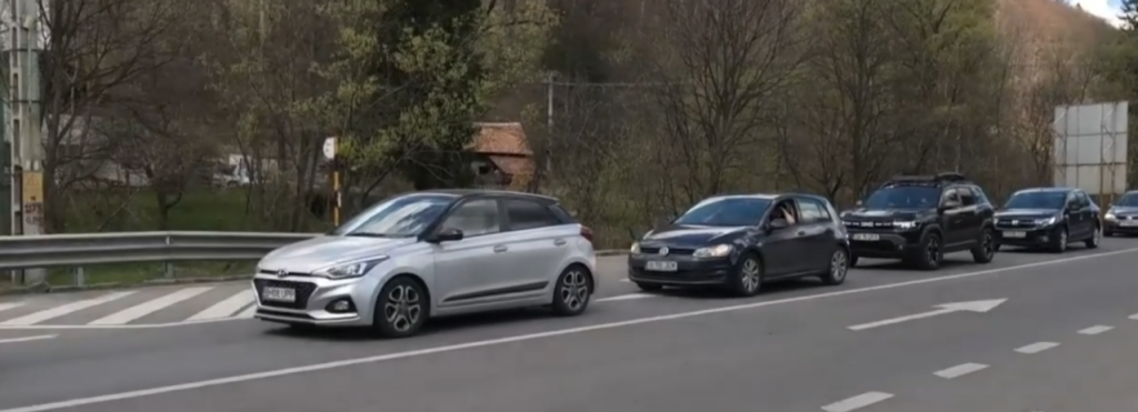 drum-lung-spre-casa-dupa-paste:-coloane-de-masini-si-razii-pe-autostrazi