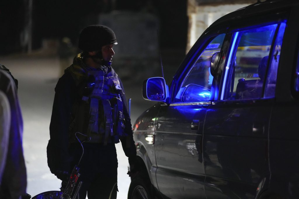 cel-putin-24-de-persoane-ucise-intr-un-atac-asupra-turistilor-in-elvetia-indiei-–-hotnews.ro