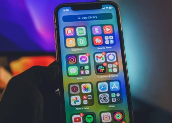 aplicatiile-mobile:-un-teren-minat-al-securitatii-digitale