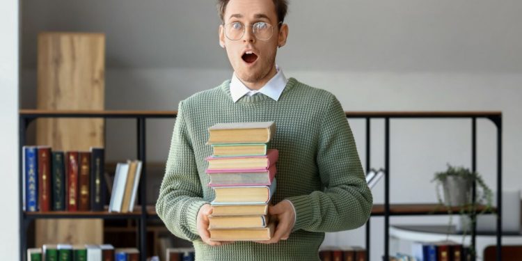 topul-grok-al-facultatilor-inutile-din-romania