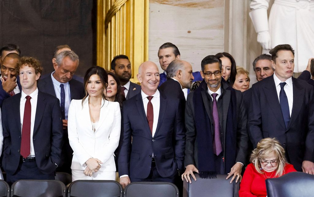 cu-cat-au-saracit-cei-mai-bogati-10-oameni-din-lume-dupa-tarifele-impuse-de-trump