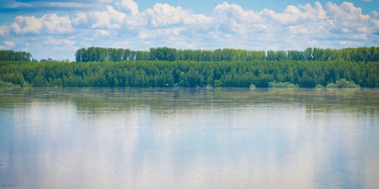 locul-din-romania-unde-in-luna-aprilie-au-fost-peste-35-de-grade-–-hotnews.ro