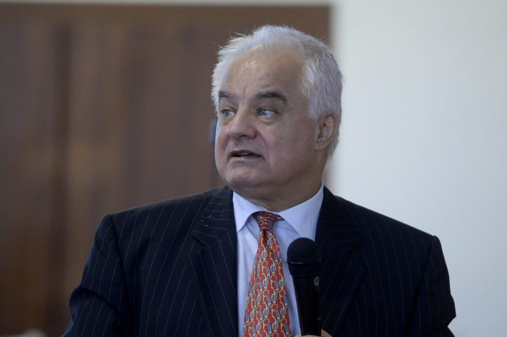 consilier-bnr-despre-taxarea-pe-tranzactiile-bancare:-„o-aberatie!/-anaf-trebuie-depolitizata”