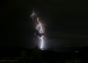 trei-alpinisti-au-murit-loviti-de-fulger-intr-un-incident-rar-in-austria-–-hotnews.ro