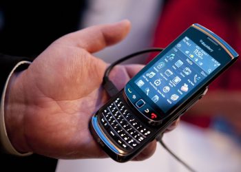 blackberry-renaste:-chinezii-readuc-telefoanele-iconice,-acum-cu-android-si-procesoare-moderne