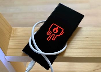 valul-de-canicula-vine-cu-un-avertisment:-cum-iti-poti-distruge-bateria-telefonului-fara-sa-stii