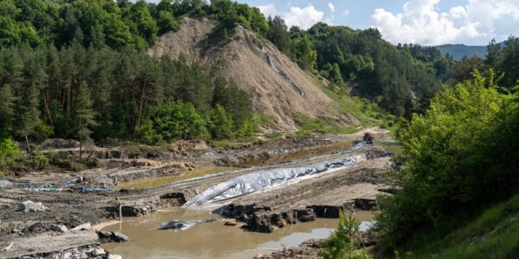 sorin-lucaci,-directorul-interimar-de-la-apele-romane,-a-fost-demis-de-ministrul-mediului