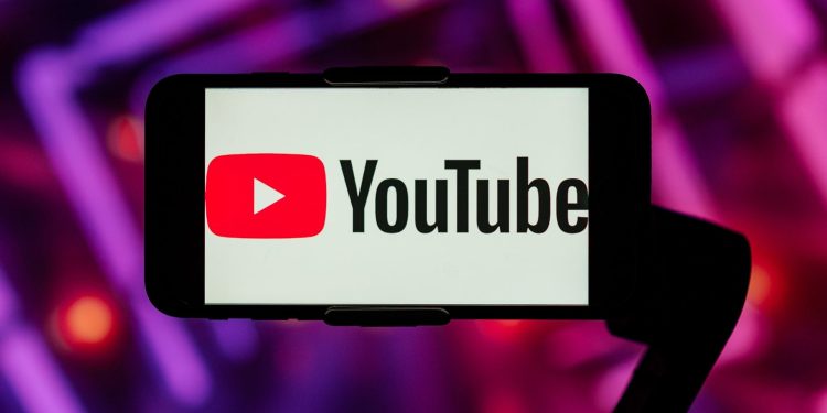 trucuri-youtube-daca-esti-incepator.-tot-ceea-ce-ar-trebui-sa-stii-pentru-o-experienta-fluida