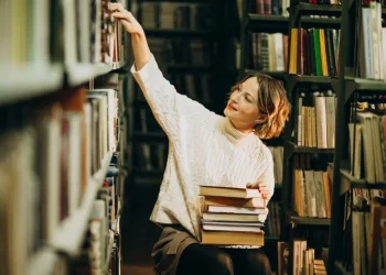 vanzarea-de-carte,-dar-si-comentariile-la-opere-literare-incotro?-–-gazeta-de-sud