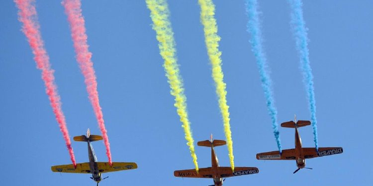 ceremonii-de-ziua-aviatiei-romane.-ce-a-pregatit-mapn