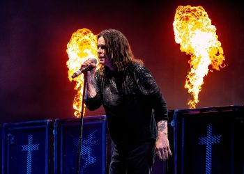 video-dorinta-care-i-s-a-indeplinit-lui-ozzy-osbourne-chiar-inainte-sa-moara-–-hotnews.ro