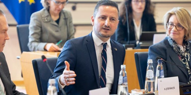 cum-comenteaza-nicu-stefanuta-acordul-comercial-dintre-ue-si-sua:-e-un-compromis-de-moment