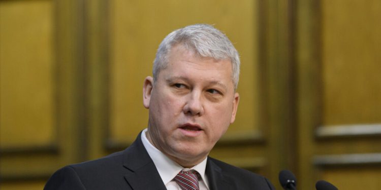 predoiu:-vremuri-de-pace-nu-mai-sunt,-interferenta-straina,-de-propaganda,-trebuie-contracarata