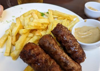 incepand-de-maine-(1-august-2025),-iesirile-la-restaurant-vor-deveni-mai-scumpe