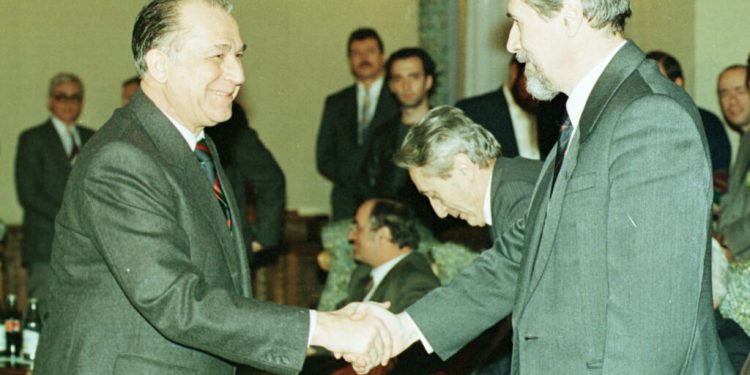 emil-constantinescu:-ion-iliescu-a-trecut-dincolo-de-hotarul-judecatii-contemporanilor