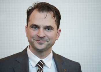 sebastian-burduja-este-noul-consilier-onorific-al-premierului