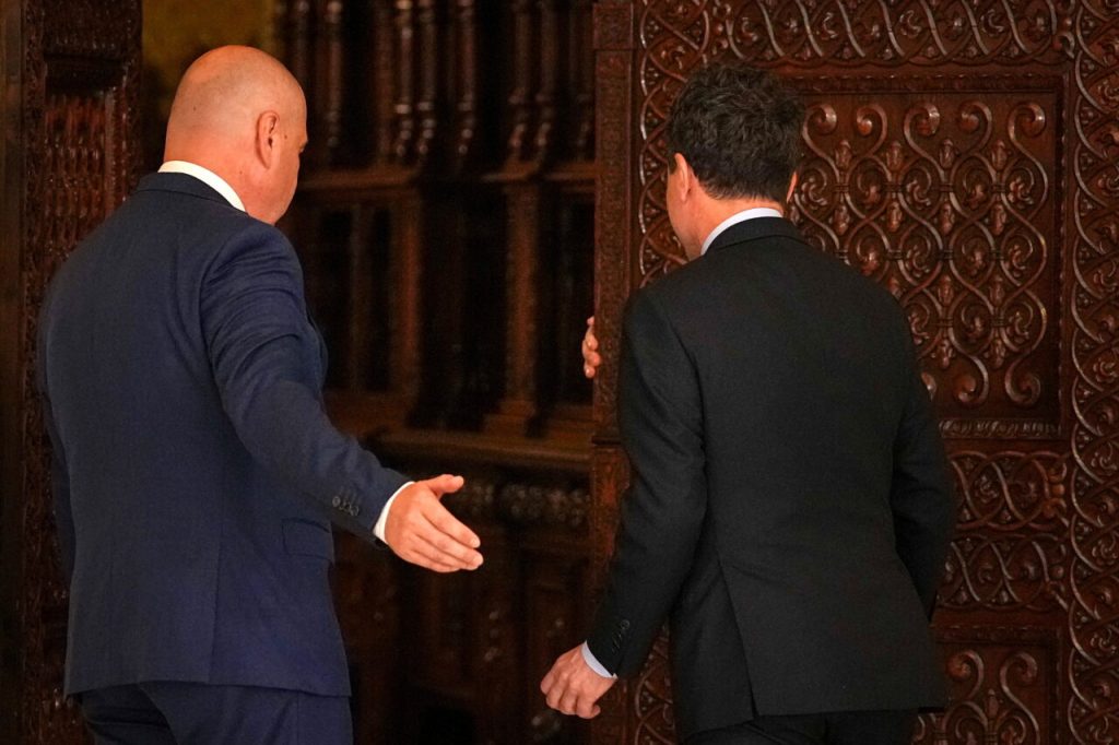 a-intrat-marea-reforma-a-lui-ilie-bolojan-in-vacanta?