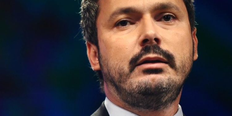 un-membru-in-consiliul-de-supraveghere-al-omv-petrom-cere-demisia-presedintelui-companiei