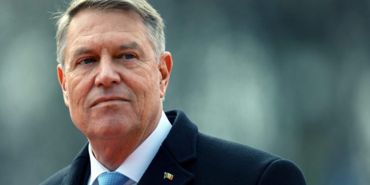 klaus-iohannis,-somat-de-anaf-sa-plateasca-o-datorie-de-aproape-un-milion-de-euro