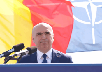 bolojan,-de-ziua-marinei:-ii-asigur-pe-comandatii-fortelor-noastre-navele-de-sprijinul-guvernului