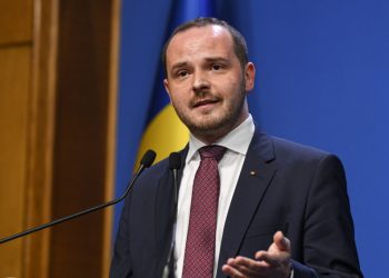 rogobete:-spitalele-vor-putea-organiza-caravane-medicale-mobile-decontate-de-cnas