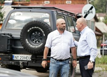 adrian-vestea:-ilie-bolojan-a-fost-ieri-la-brosteni,-nu-a-anuntat-presa,-nu-a-pus-afise