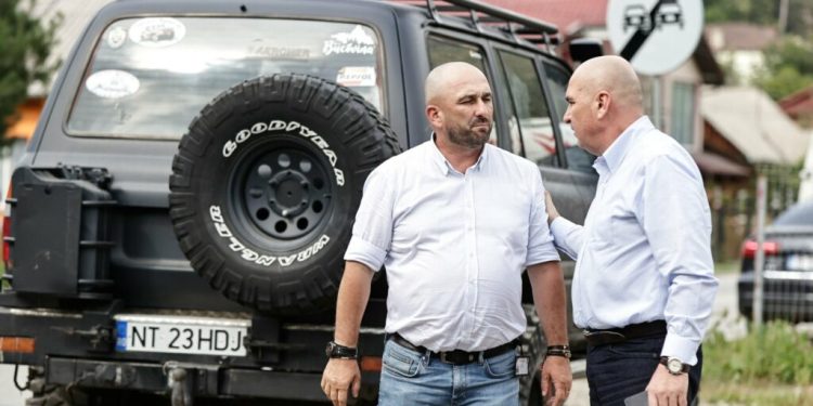 adrian-vestea:-ilie-bolojan-a-fost-ieri-la-brosteni,-nu-a-anuntat-presa,-nu-a-pus-afise