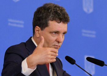 nicusor-dan-recunoaste-posibile-erori-in-pachetul-fiscal:-vor-fi-corectate-din-2027