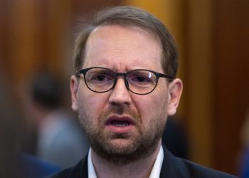 fritz-despre-declaratiile-lui-nicusor-dan:-nu-este-o-mare-surpriza-ca-exista-erori-in-pachete