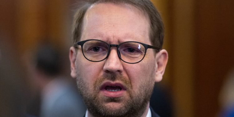 fritz-despre-declaratiile-lui-nicusor-dan:-nu-este-o-mare-surpriza-ca-exista-erori-in-pachete