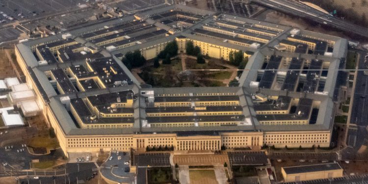 donald-trump-va-redenumi-pentagonul-–-hotnews.ro