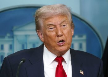 donald-trump-ameninta-ca-este-pregatit-pentru-faza-a-doua-in-relatia-cu-rusia-–-hotnews.ro