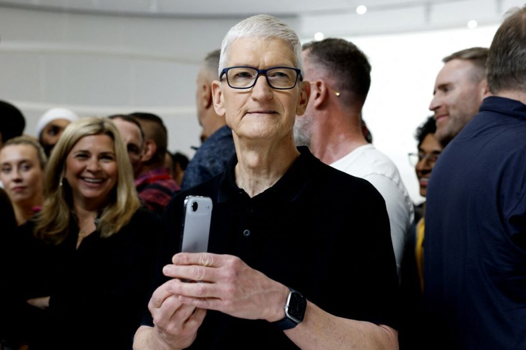 iphone-17,-un-smartphone-subtire-de-criza,-a-fost-lansat