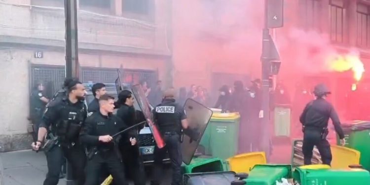 franta-se-pregateste-pentru-proteste-si-greve-din-cauza-reducerilor-bugetare