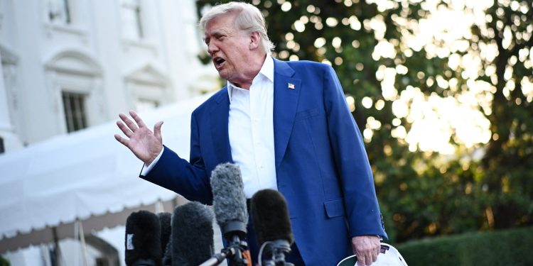 administratia-trump-introduce-noi-restrictii-impotriva-universitatii-harvard-–-hotnews.ro