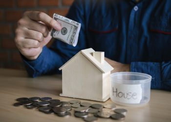 cat-costa-sa-stai-cu-chirie-in-marile-orase-in-anul-2025.-cat-vor,-de-fapt,-sa-plateasca-oamenii