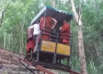 tragedie-in-sri-lanka.-sapte-calugari,-inclusiv-un-roman,-au-murit